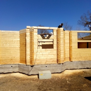 Возведение стен дома из профилированного бруса